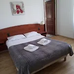 Le Castel D'olmes Отель