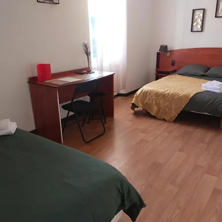 Le Castel D'olmes Hotel