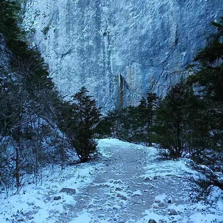 Le Castel D'olmes Hotel 2*