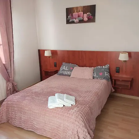 Le Castel D'olmes Hotel Laroque-dʼOlmes