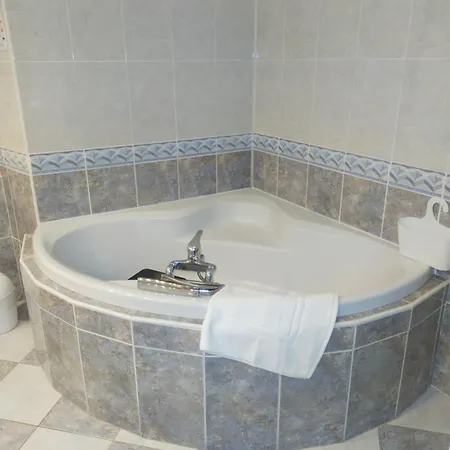 Hotel Le Castel D'olmes Laroque-dʼOlmes