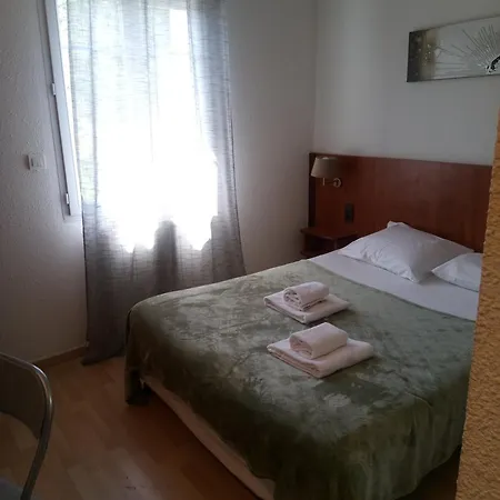 ホテル Le Castel D'olmes