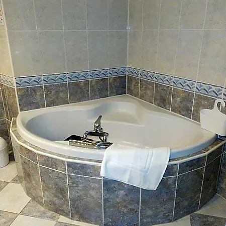 Hotel Le Castel D'olmes Laroque-d'Olmes