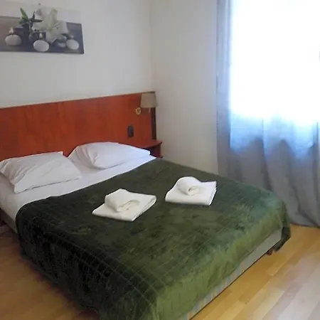 מלון Le Castel D'olmes